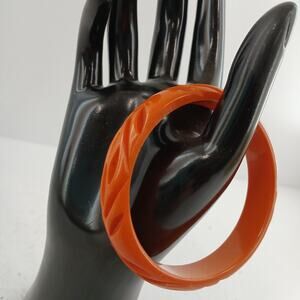 Vintage Orange Carved Bakelite Bangle Bracelet – Tested Genuine Retro Jewelry